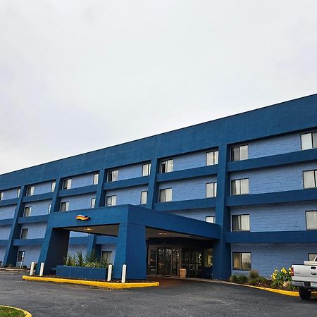 Days Inn By Wyndham Davenport Zewnętrze zdjęcie