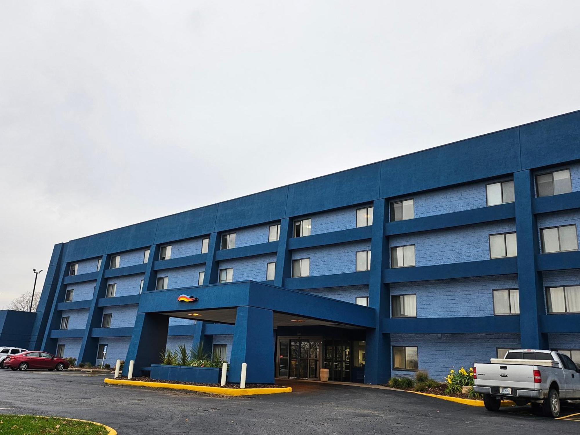 Days Inn By Wyndham Davenport Zewnętrze zdjęcie